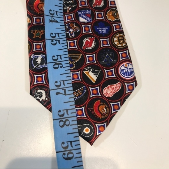 NHL Team Logos Vintage Neck Tie - Picture 5 of 6